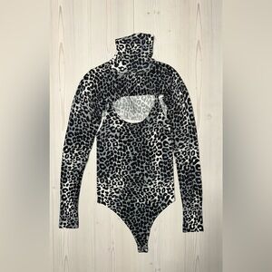 Chic Leopard Print Turtleneck Two Piece Bodysuit